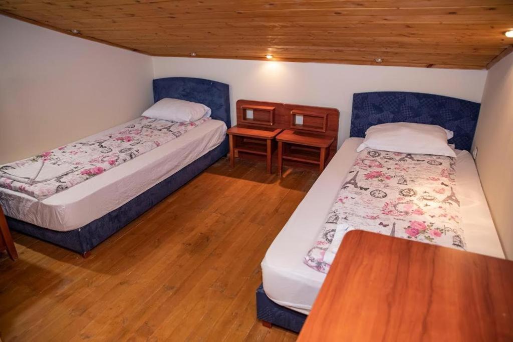 Стария Чинар Мелник Hotel ภายนอก รูปภาพ